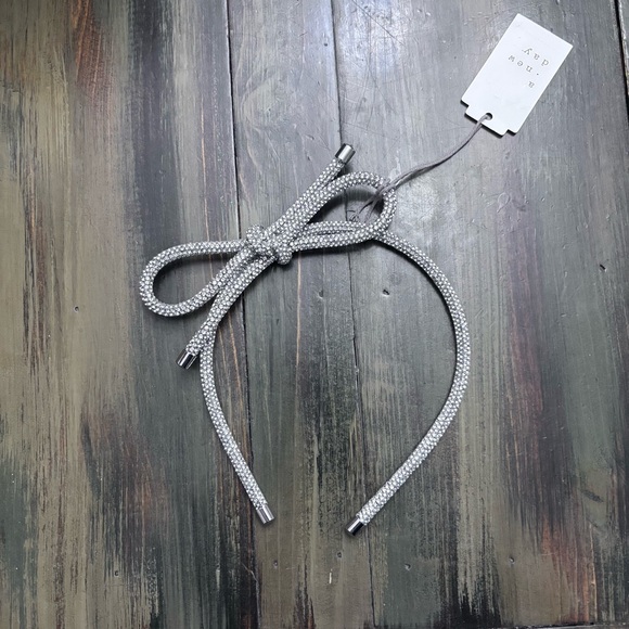 a new day Accessories - a new day Silver Bow Headband